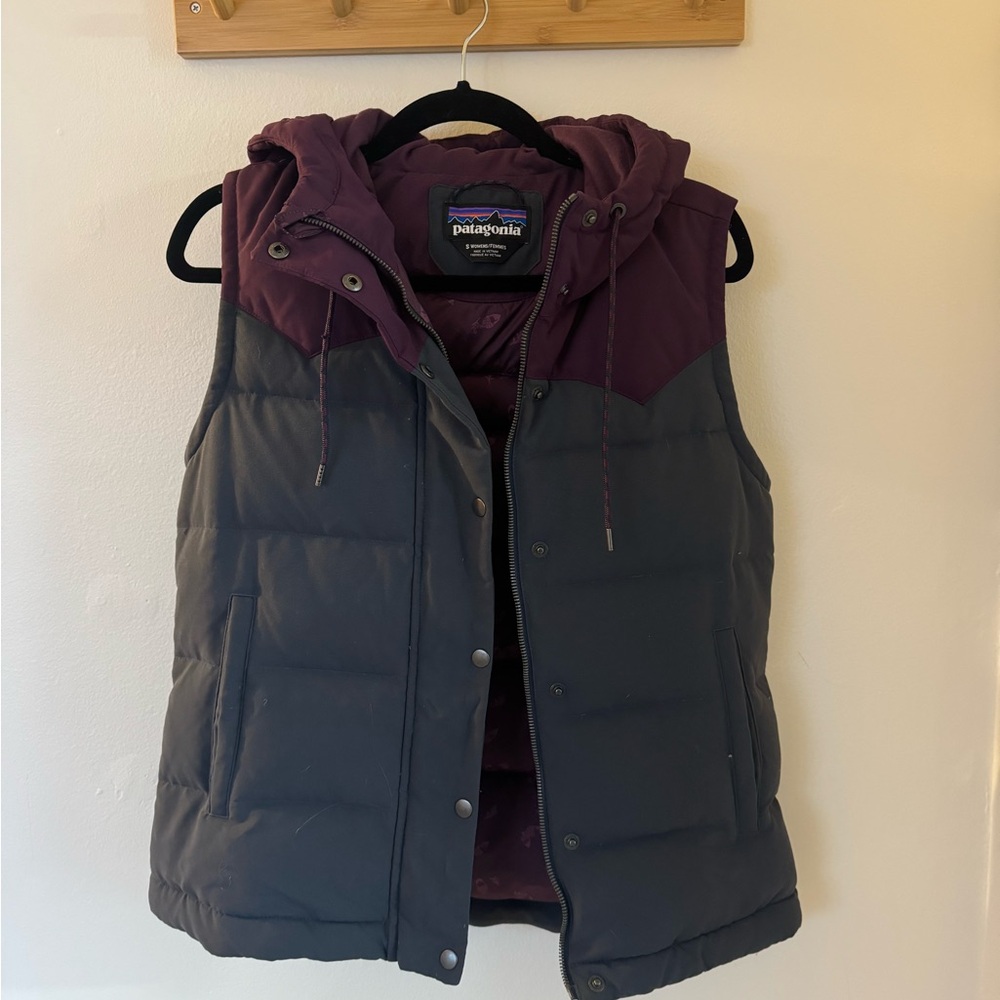 Patagonia Purple and Gray Quilted Vest